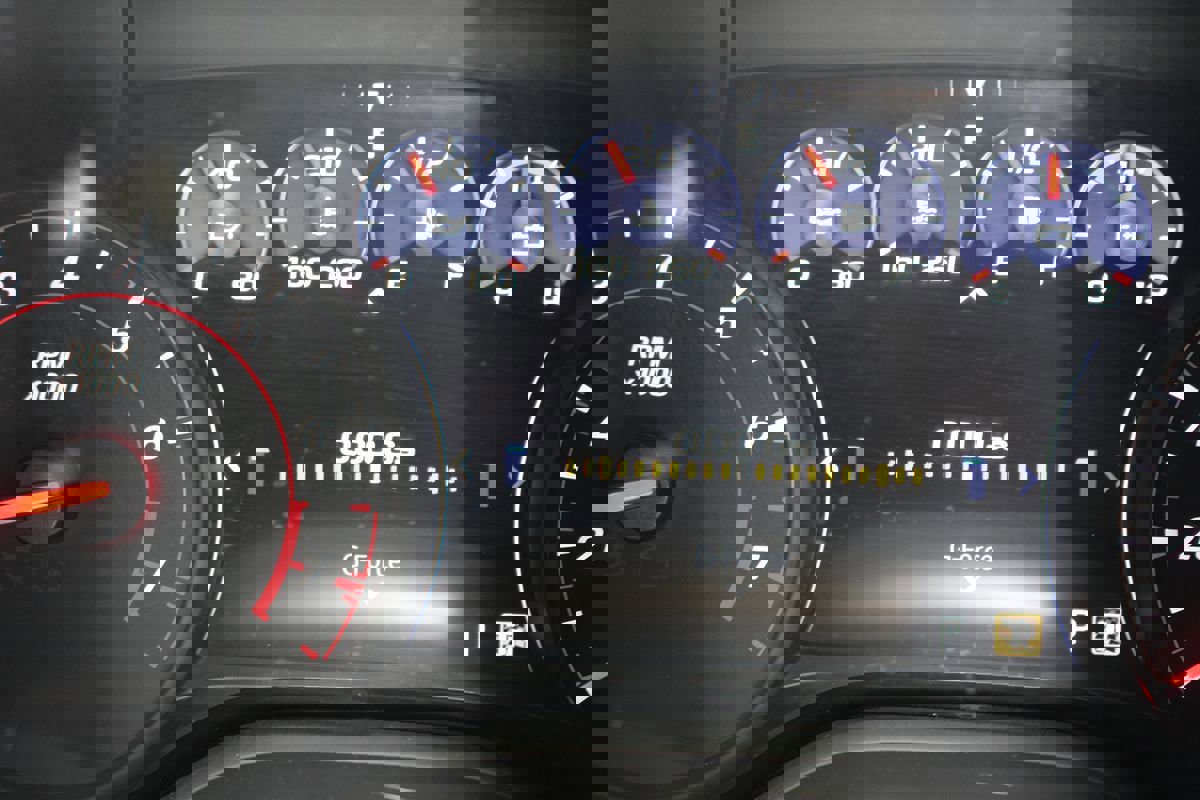 Used 2019 Chevrolet Camaro SS image 21