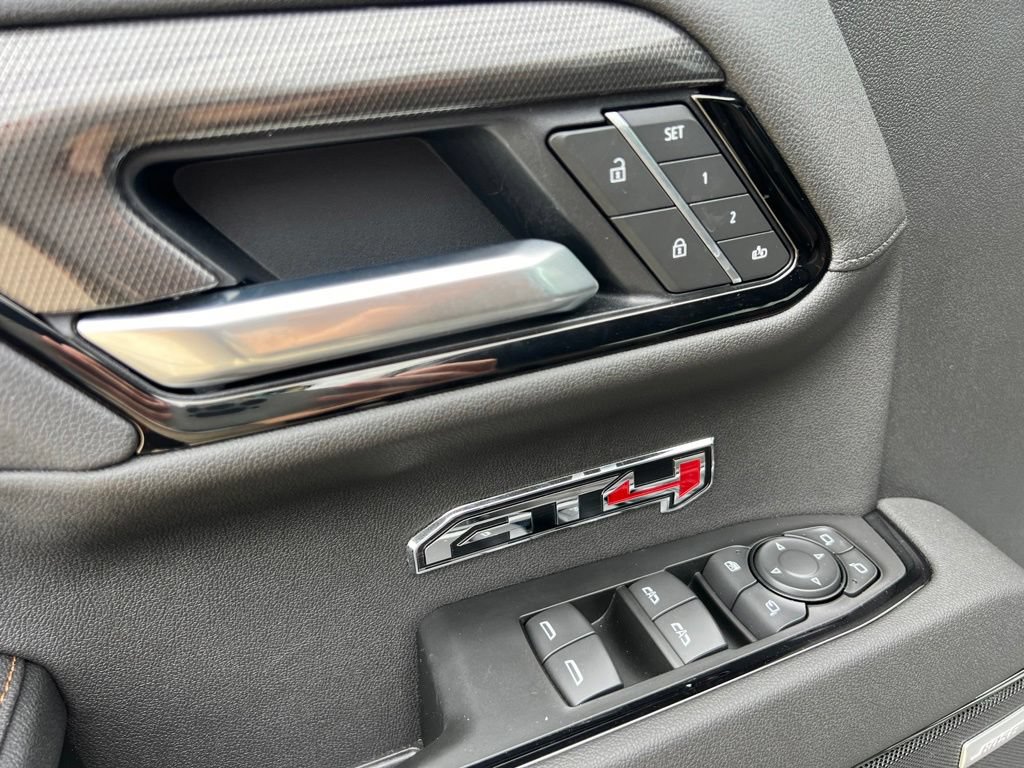 Used 2026 GMC Sierra 1500 AT4 w/ AT4 Premium Package AWD/4WD image 19
