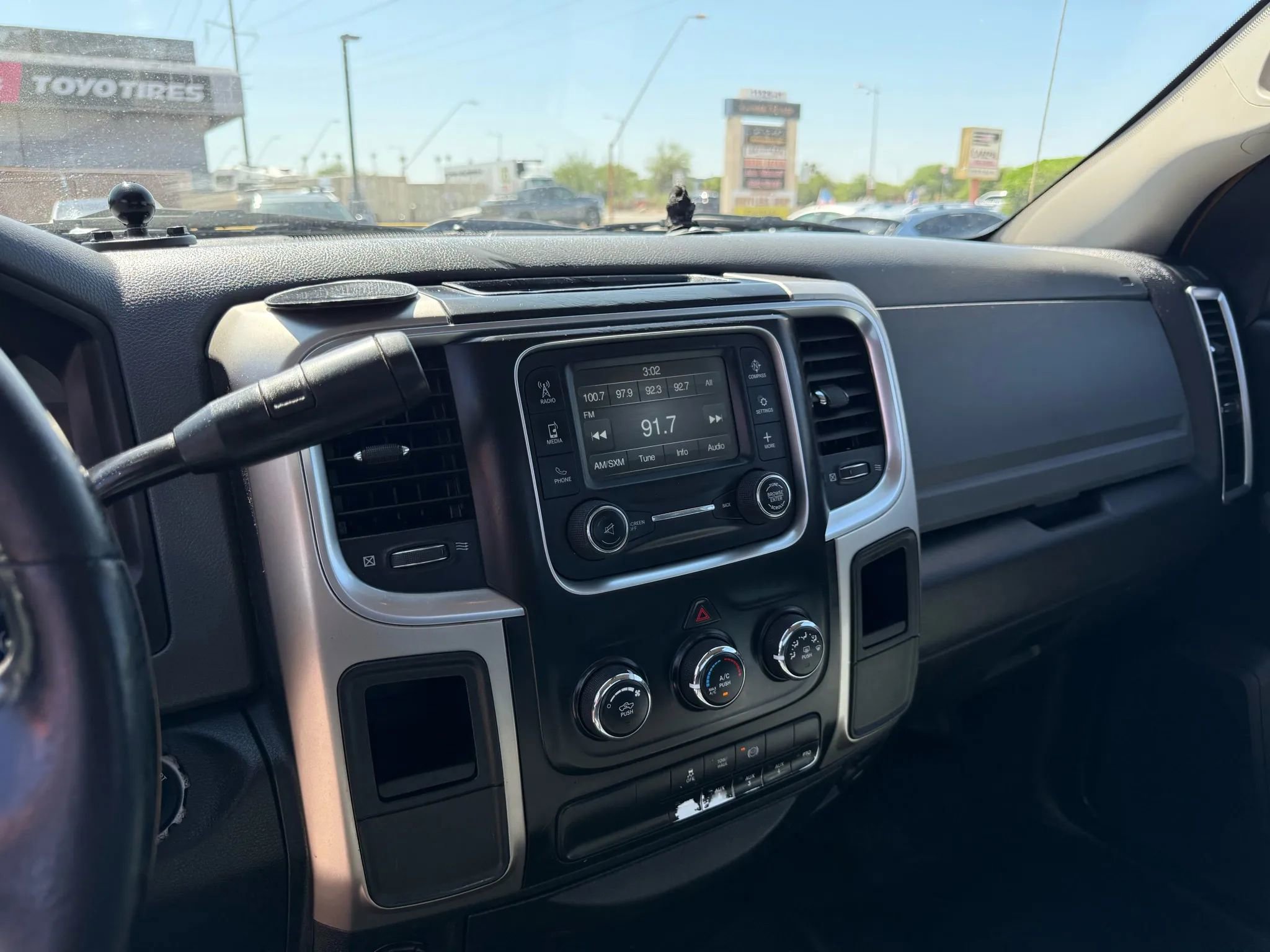 Used 2018 RAM 5500 SLT w/ Quick Order Package 29G SLT image 12