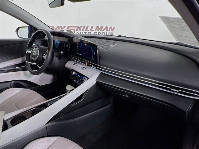 Used 2024 Hyundai Elantra Limited image 40