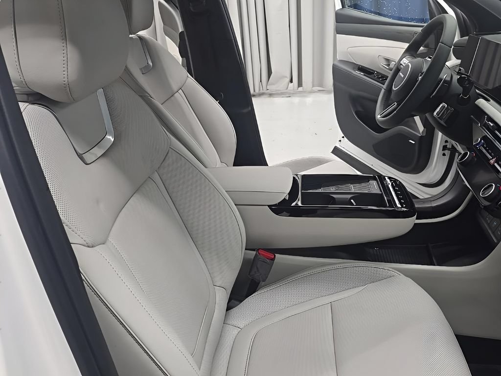 New 2026 Hyundai Tucson Limited AWD/4WD image 24