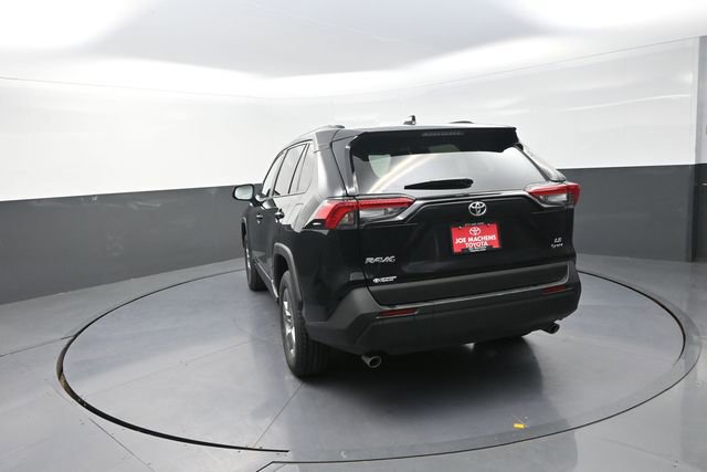 Used 2025 Toyota RAV4 LE image 53
