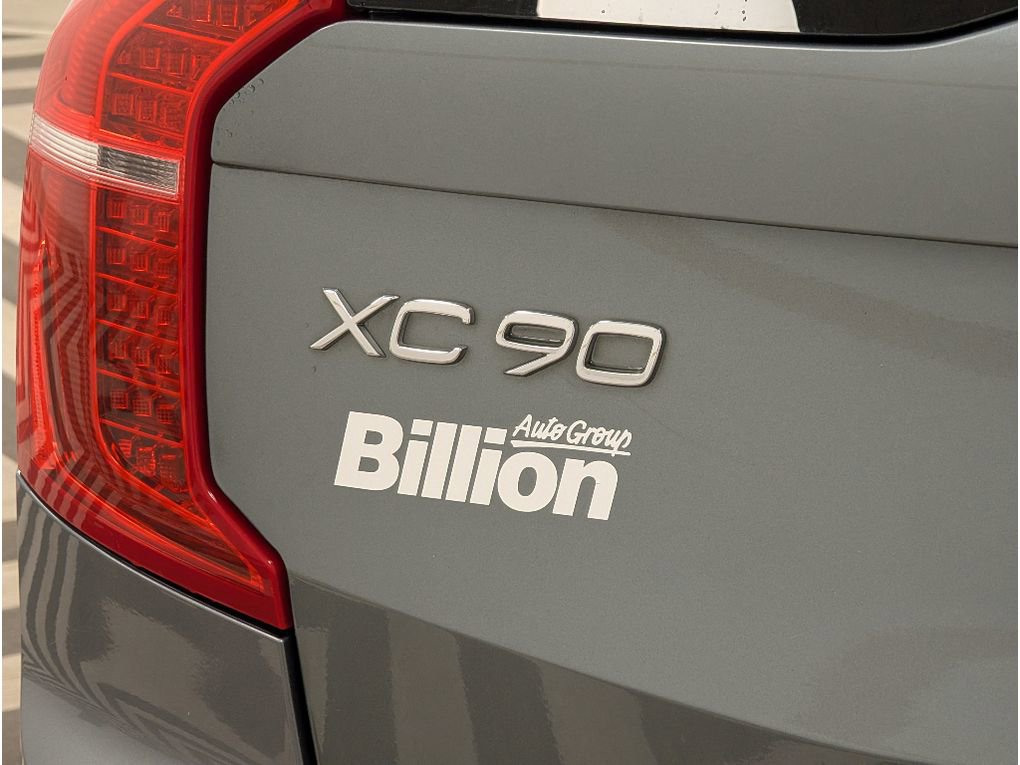 Used 2017 Volvo XC90 T6 Inscription w/ Vision Package image 5