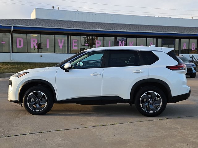 Used 2024 Nissan Rogue SV image 9