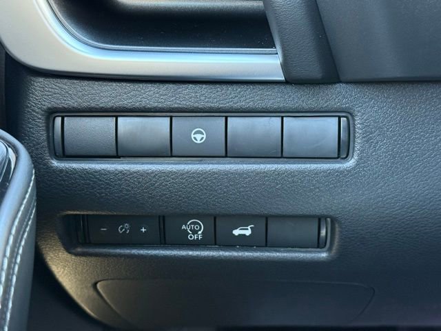 New 2026 Nissan Rogue SV w/ Cold Weather Package AWD/4WD image 30