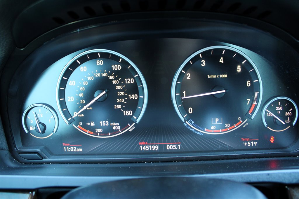 Used 2013 BMW 740Li image 20