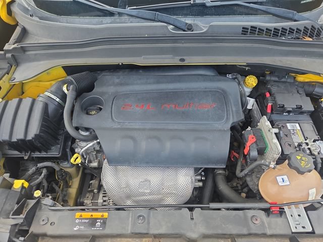 Used 2016 Jeep Renegade Trailhawk AWD/4WD image 31
