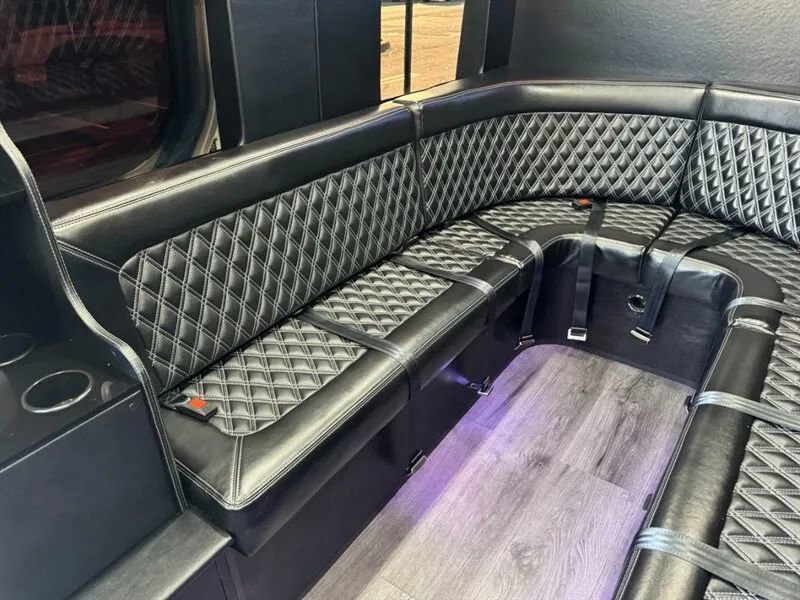 Used 2023 Mercedes-Benz Sprinter 3500 image 43