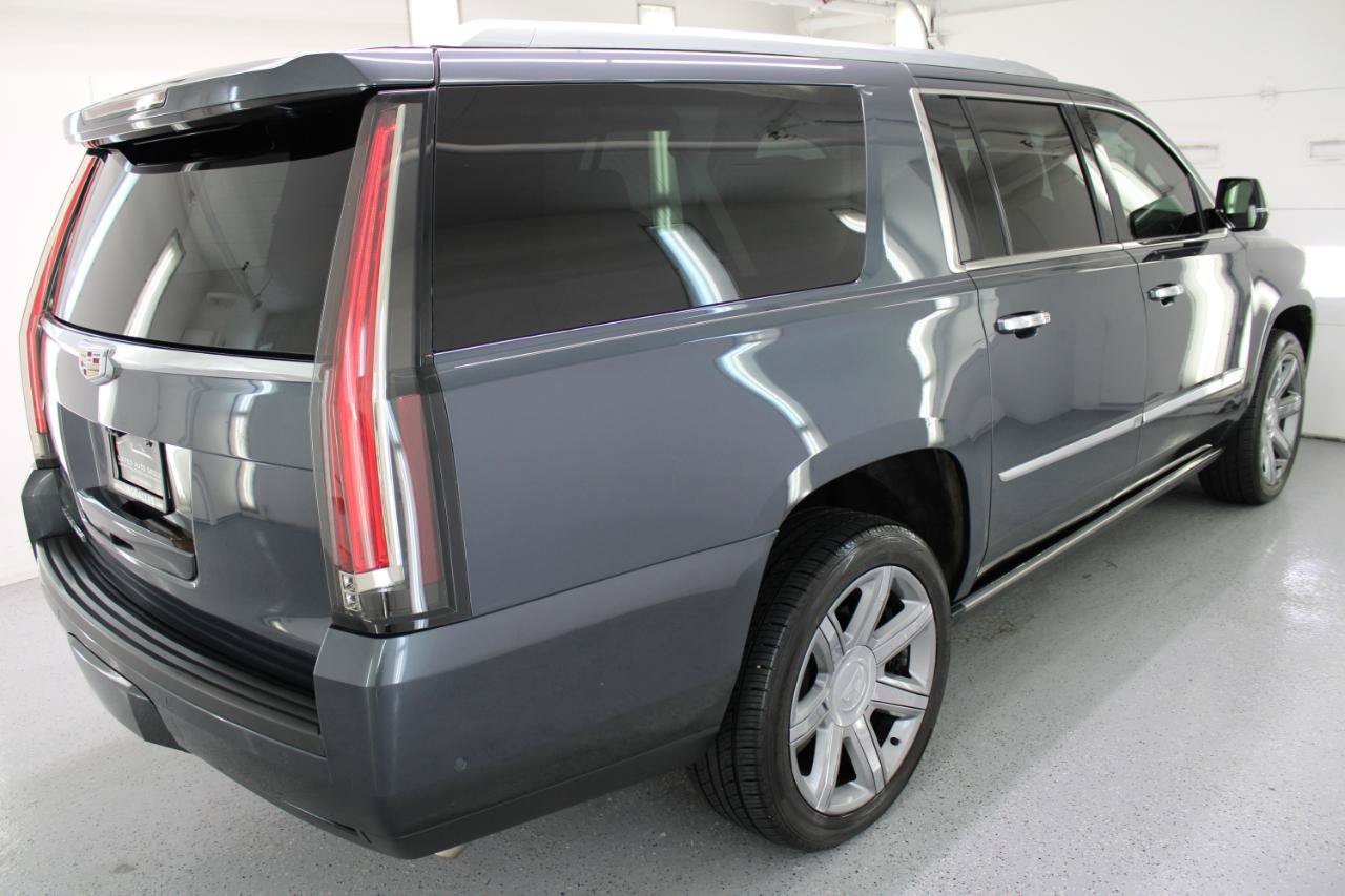 Used 2019 Cadillac Escalade ESV Premium Luxury AWD/4WD image 10