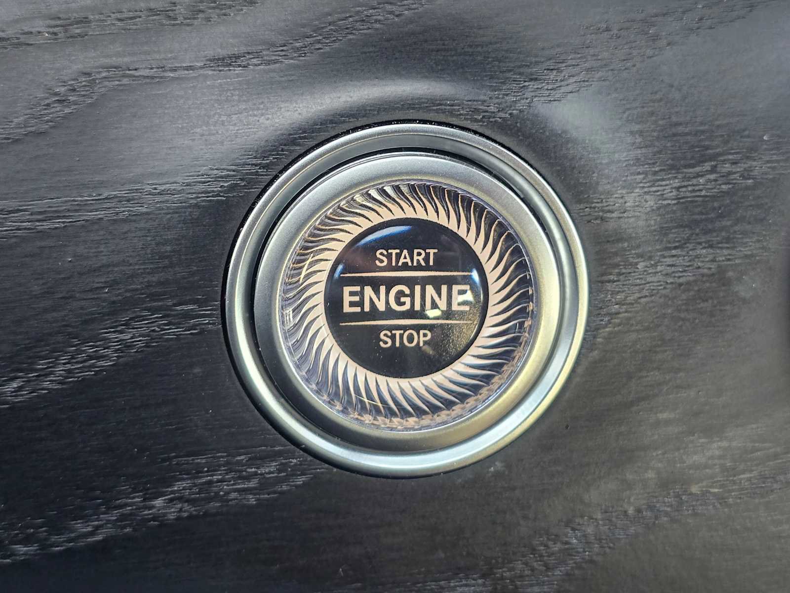 Used 2023 Mercedes-Benz E 450 4MATIC Sedan image 35