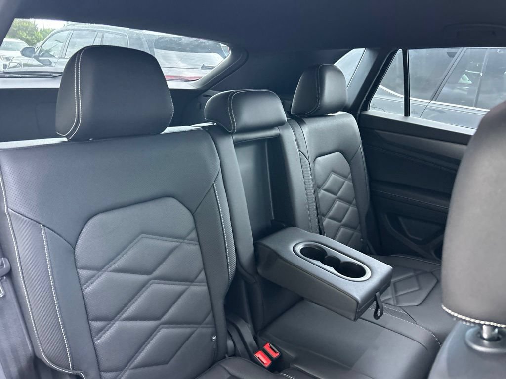 New 2026 Volkswagen Atlas Cross Sport SE FWD image 47