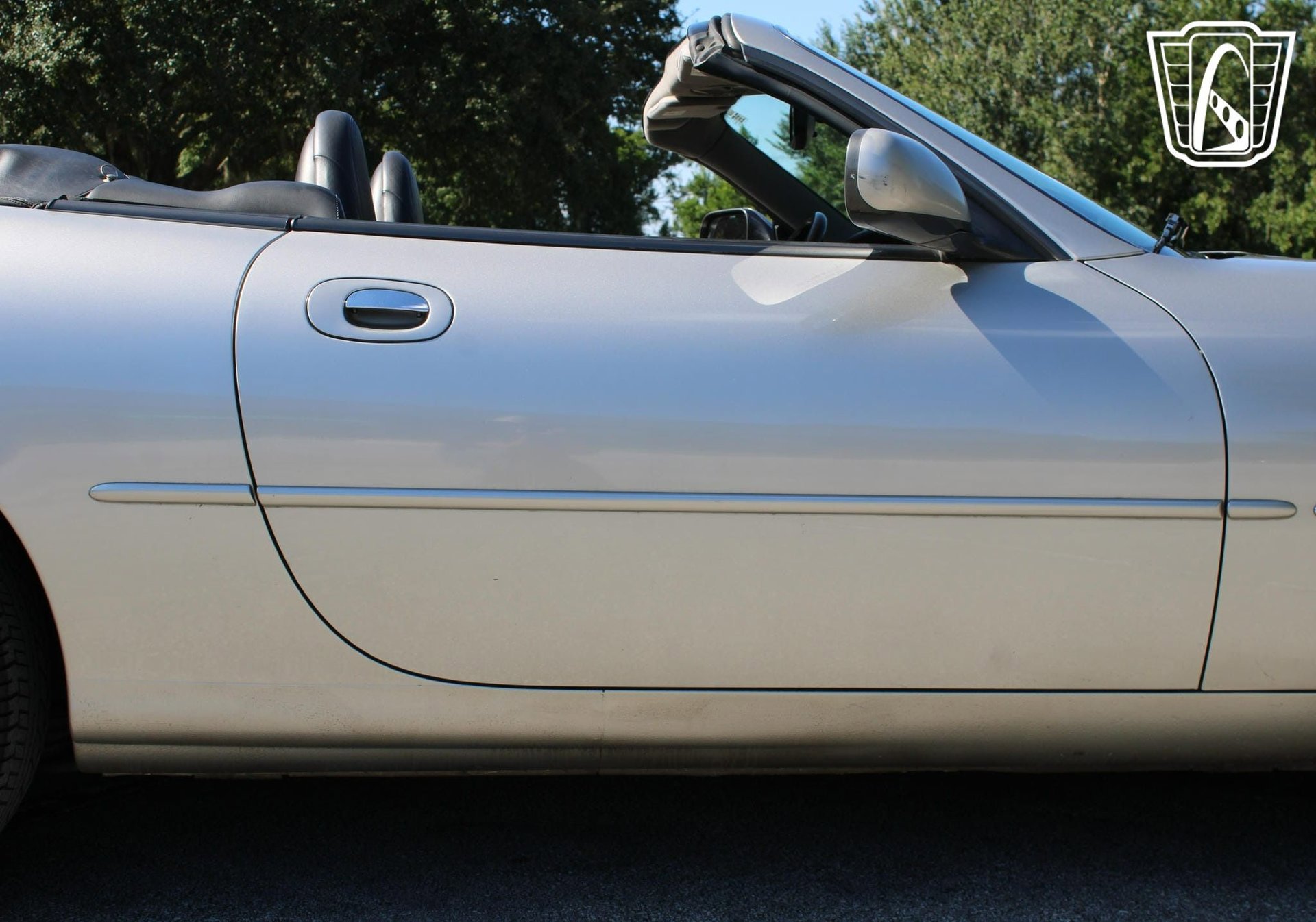 Used 1999 Jaguar XK8 Convertible image 40