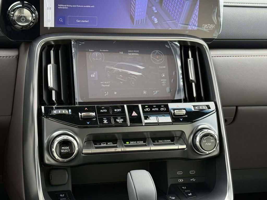 New 2026 Lexus LX 700h Luxury image 14