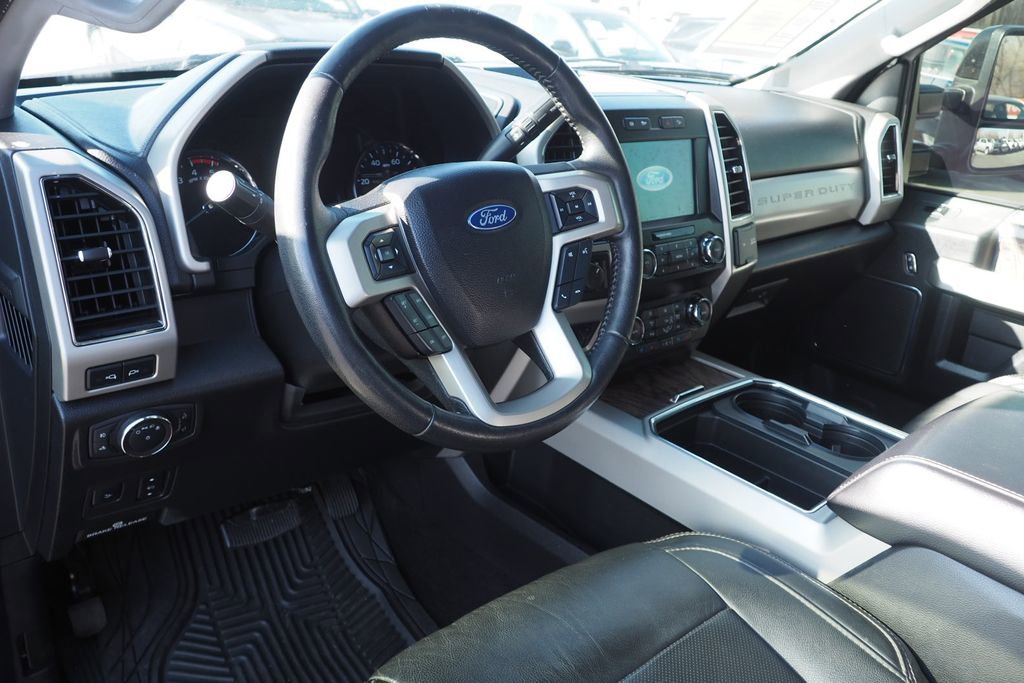Used 2019 Ford F250 Lariat w/ Lariat Ultimate Package image 12