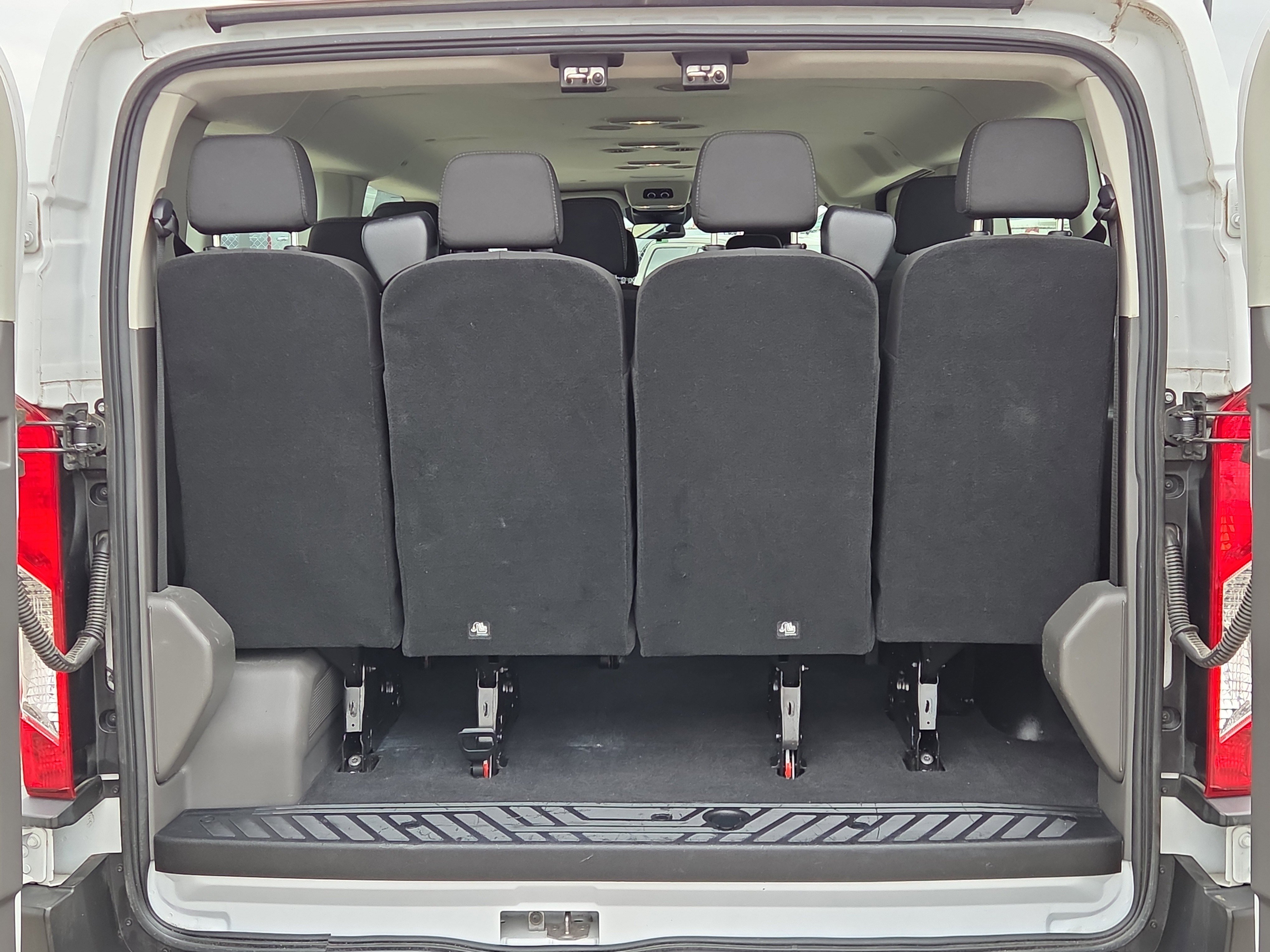 Used 2023 Ford Transit 350 XLT image 11