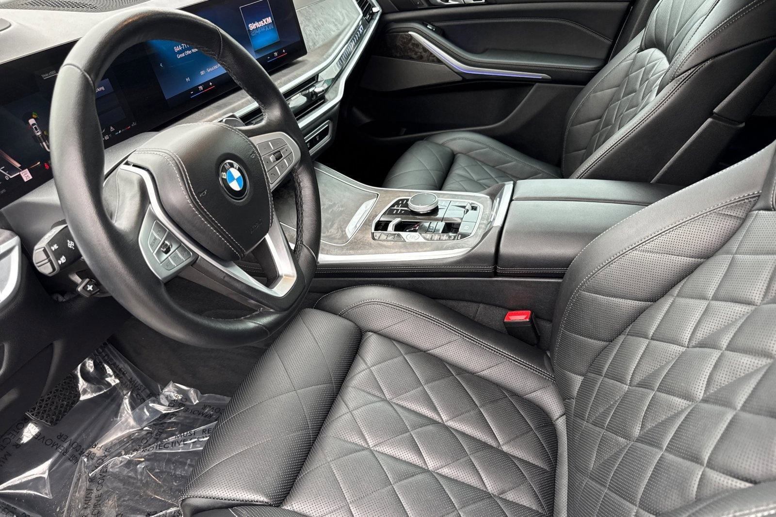 Used 2023 BMW X7 xDrive40i w/ Premium Package image 18