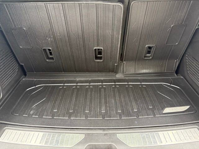 Certified 2023 GMC Yukon Denali image 7