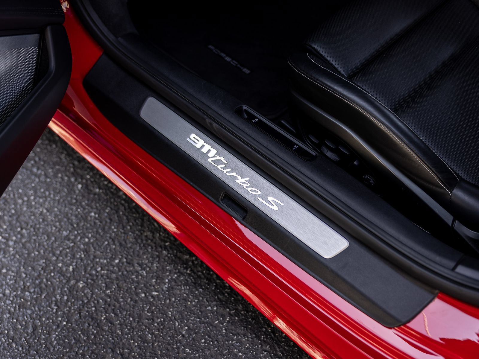 Certified 2021 Porsche 911 Turbo S AWD/4WD image 43