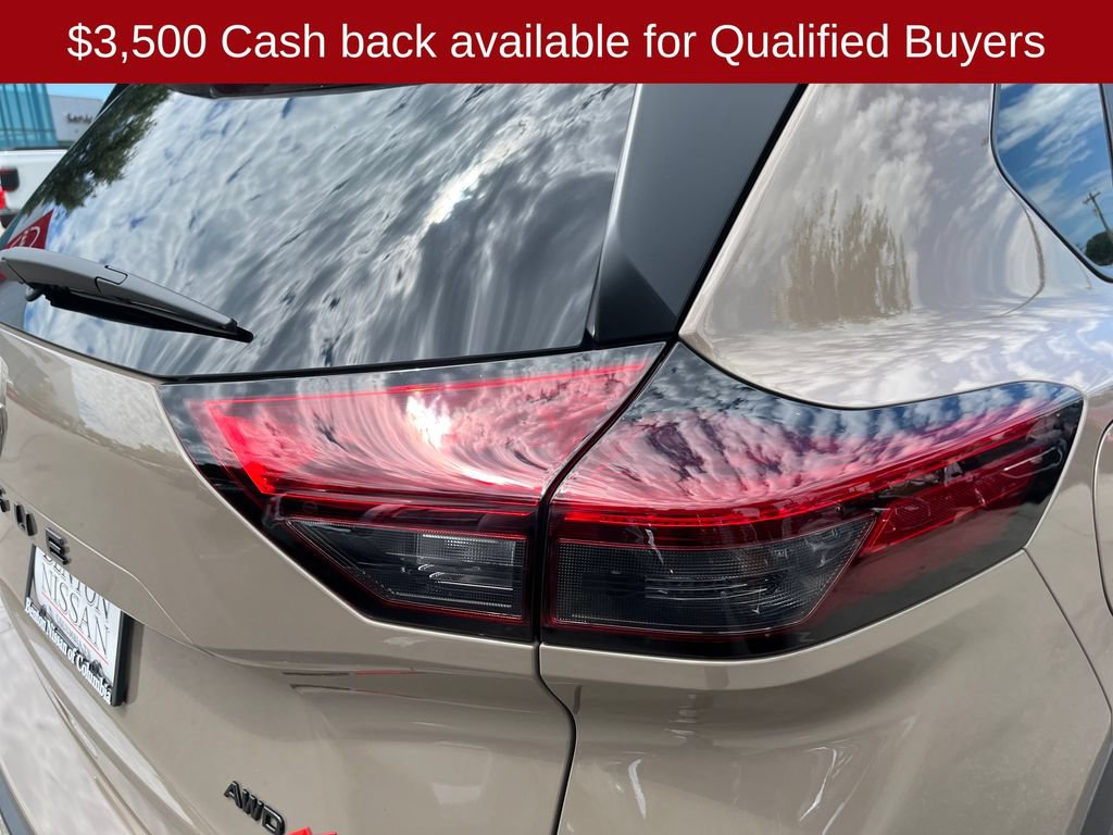 New 2026 Nissan Rogue SV AWD/4WD image 43