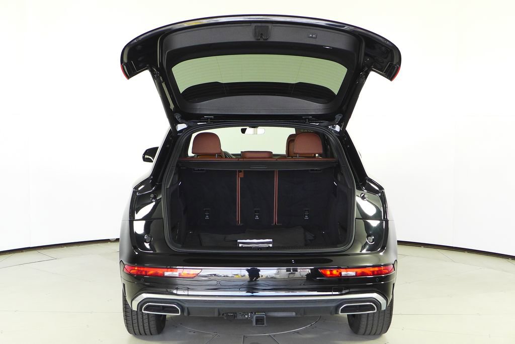 Used 2023 Audi Q5 2.0T Premium Plus w/ Premium Plus Package AWD/4WD image 10
