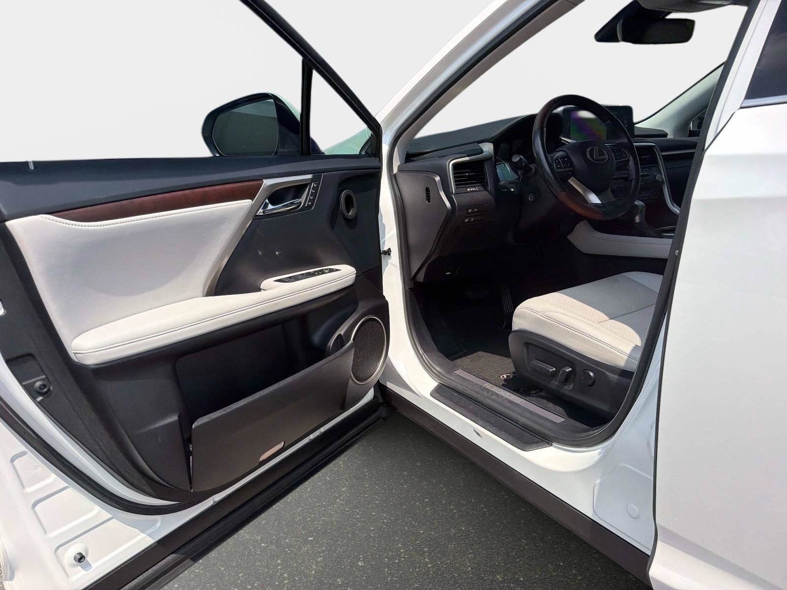 Used 2021 Lexus RX 350 FWD w/ Premium Package image 20