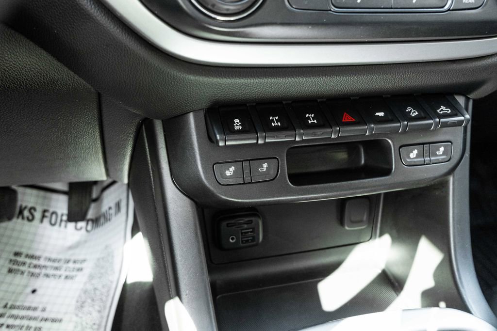 Used 2021 Chevrolet Colorado ZR2 w/ ZR2 Dusk Special Edition AWD/4WD image 9