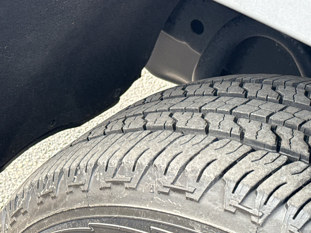 Used 2022 Chevrolet Colorado LT w/ Luxury Package image 11