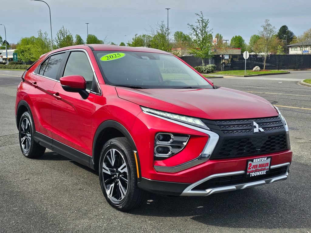 Used 2025 Mitsubishi Eclipse Cross SE AWD/4WD image 3
