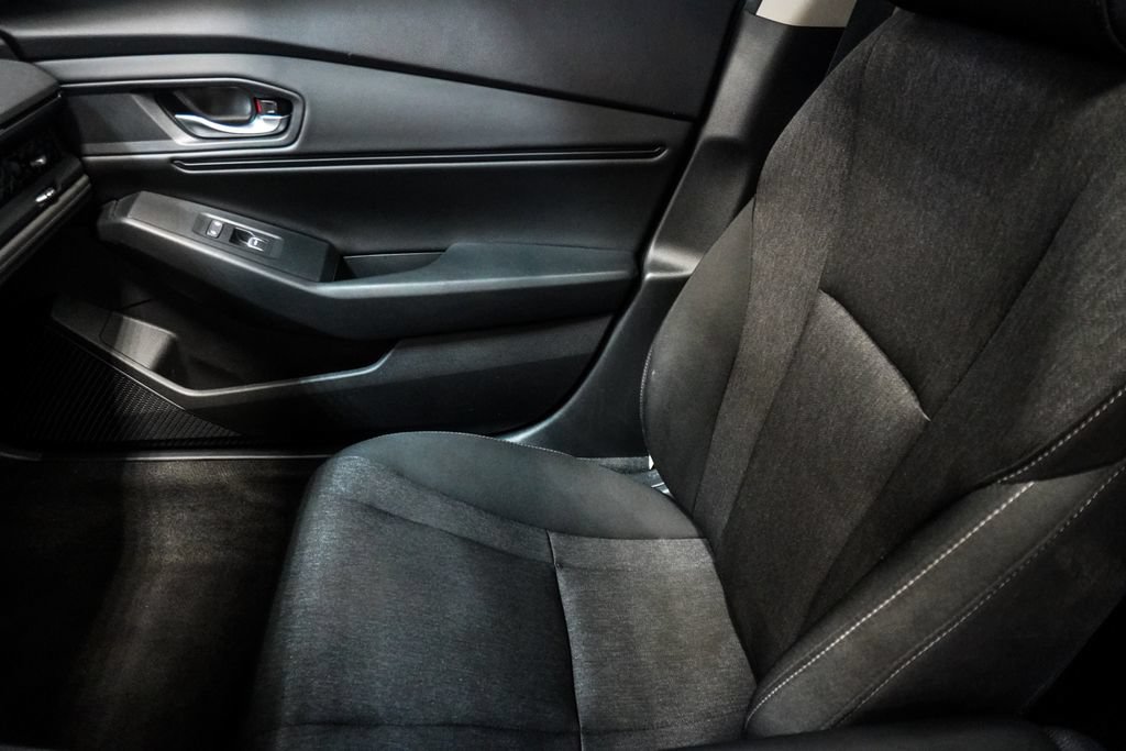 Used 2023 Honda Accord EX image 27