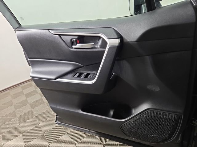 Used 2024 Toyota RAV4 XLE image 28