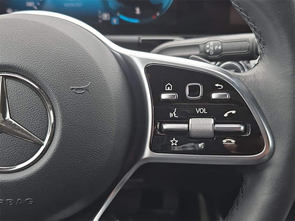 Used 2021 Mercedes-Benz GLA 250 4MATIC image 18