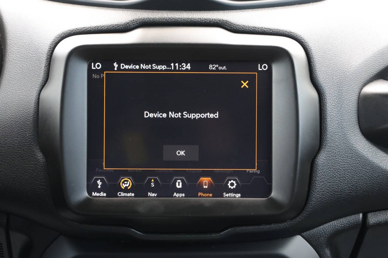 Used 2021 Jeep Renegade Latitude w/ Luxury Group II AWD/4WD image 20