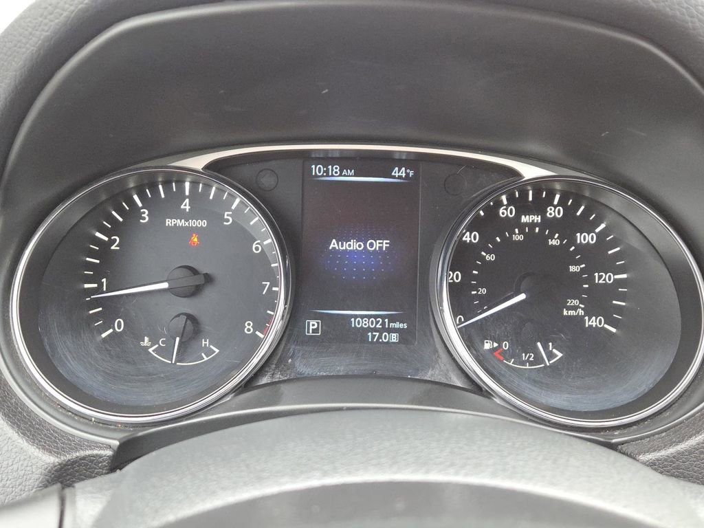 Used 2016 Nissan Rogue SV image 22