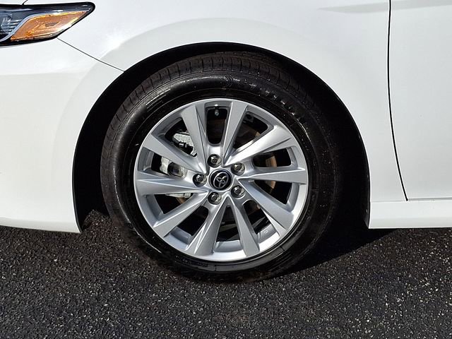 Used 2024 Toyota Camry LE image 8