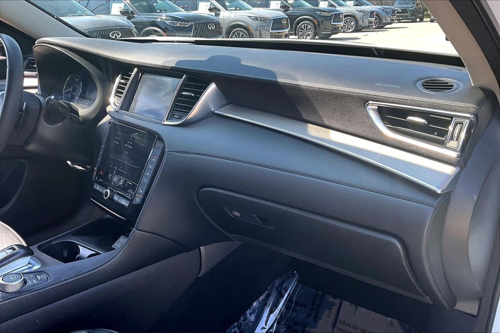 Certified 2023 INFINITI QX50 Sensory AWD/4WD image 25