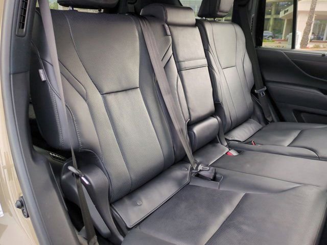 Used 2025 Lexus LX 700h Overtrail w/ Accessory Package (Z1) image 33