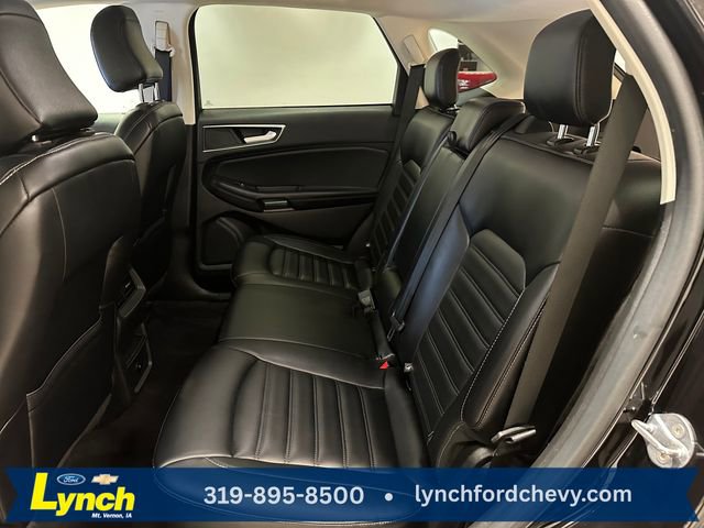 Used 2024 Ford Edge SEL AWD/4WD image 16