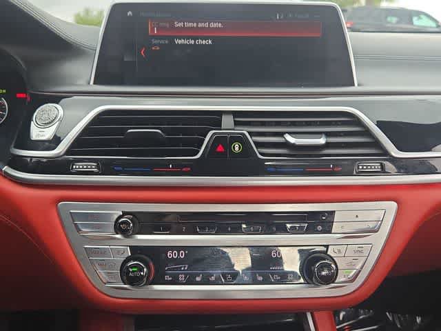 Used 2018 BMW 750i RWD image 27