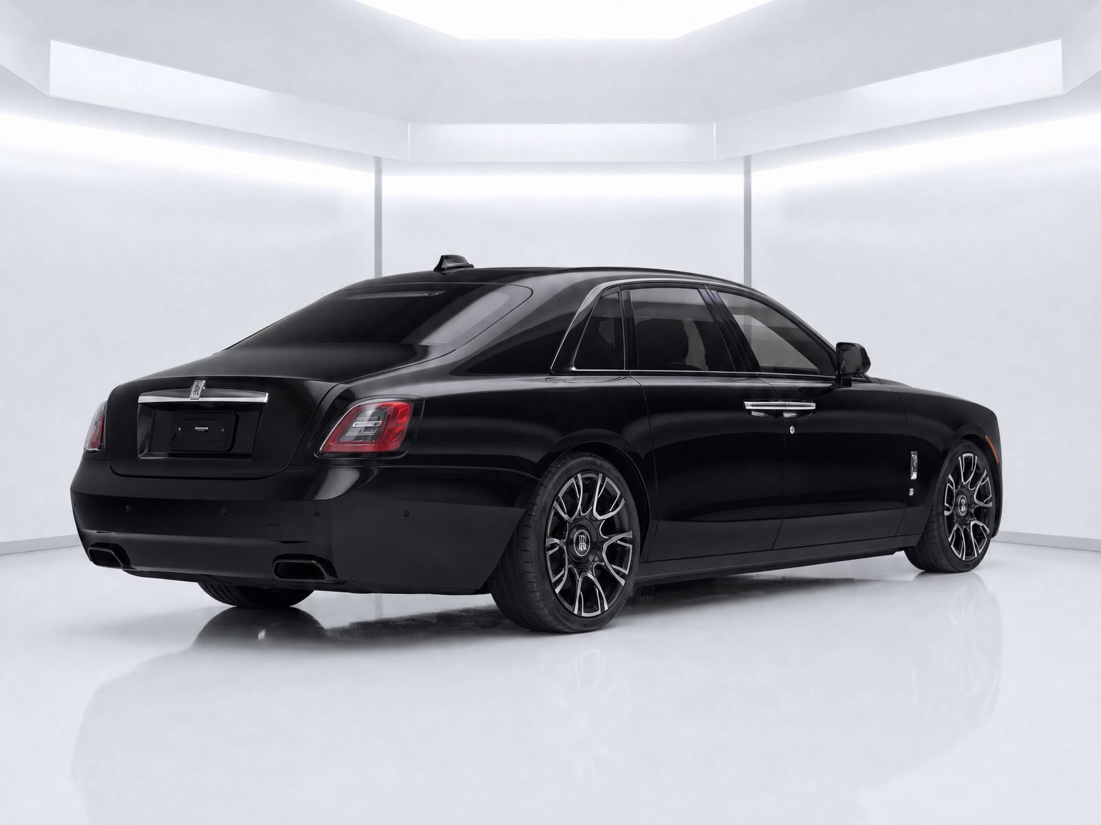Used 2024 Rolls-Royce Ghost Black Badge AWD/4WD image 7