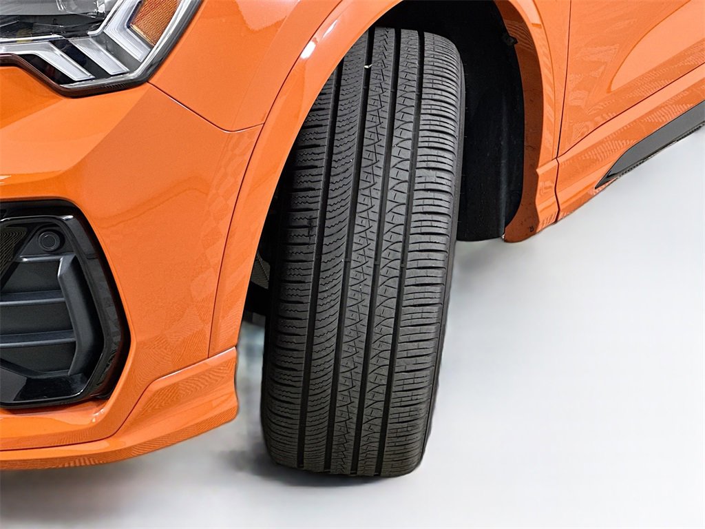 Certified 2025 Audi Q3 2.0T Premium w/ Convenience Package image 25