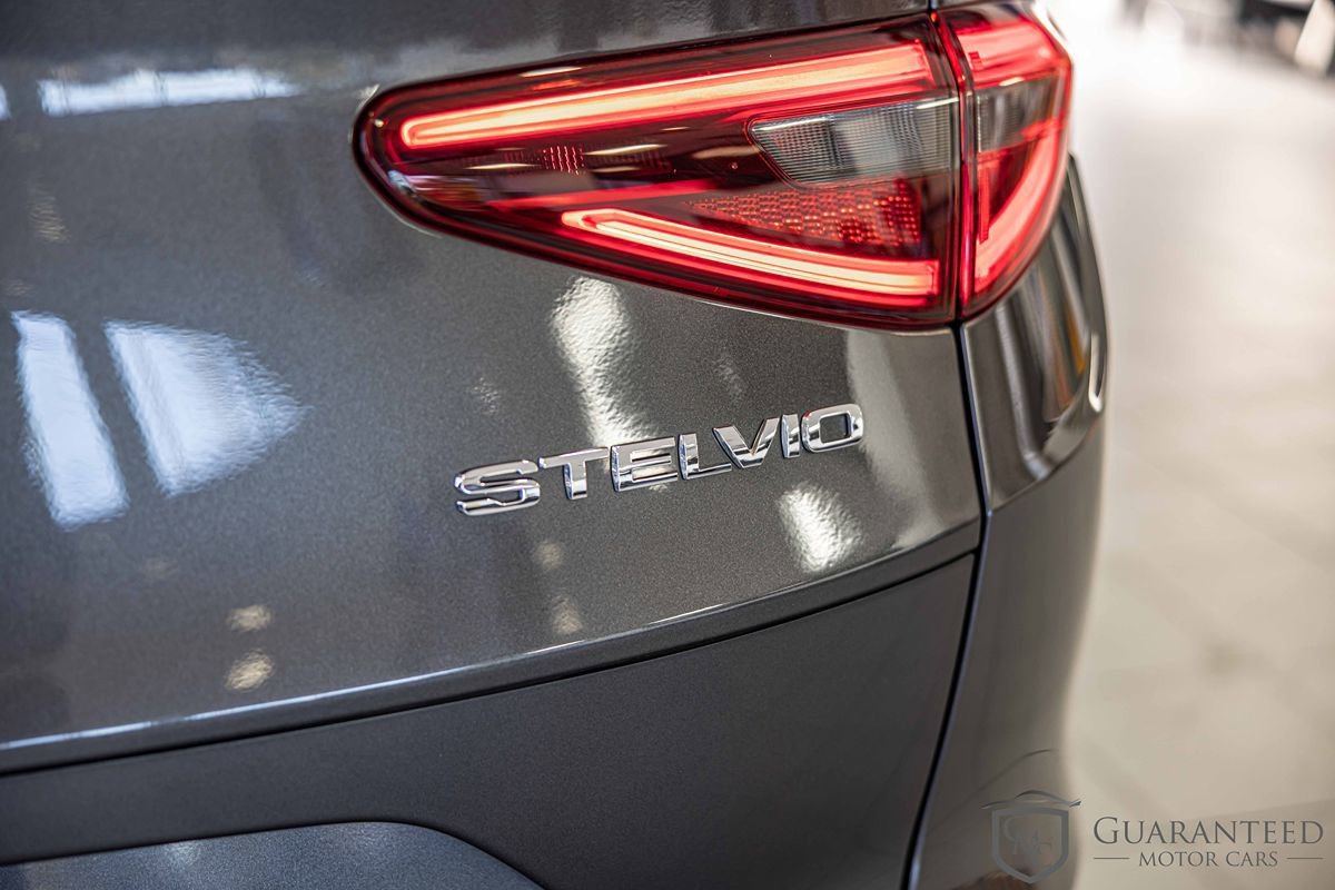 Used 2022 Alfa Romeo Stelvio Sprint AWD/4WD image 17