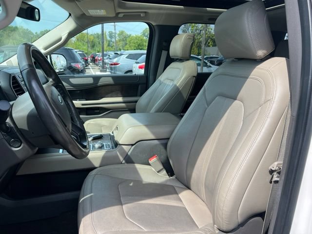 Used 2019 Ford Expedition Limited w/ Equipment Group 302A AWD/4WD image 24