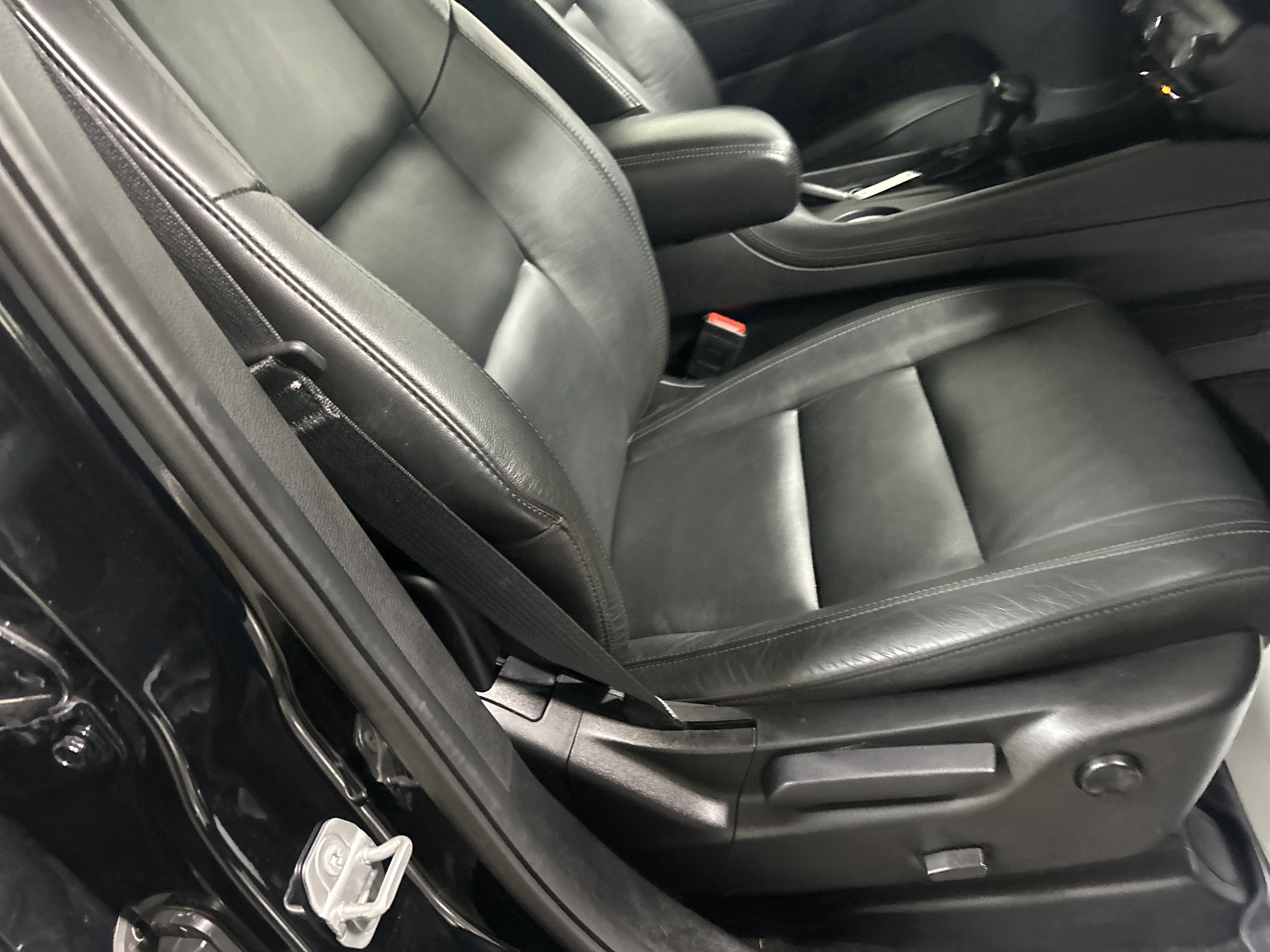 Used 2022 Dodge Durango GT image 37