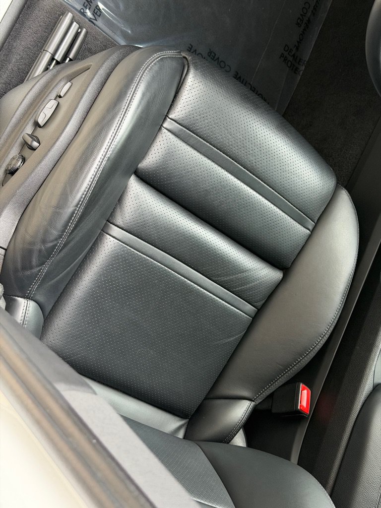 Used 2023 Porsche Cayenne AWD/4WD image 31