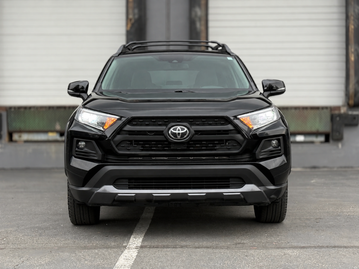 Used 2020 Toyota RAV4 TRD Off-Road w/ TRD Off-Road Weather Package AWD/4WD image 9