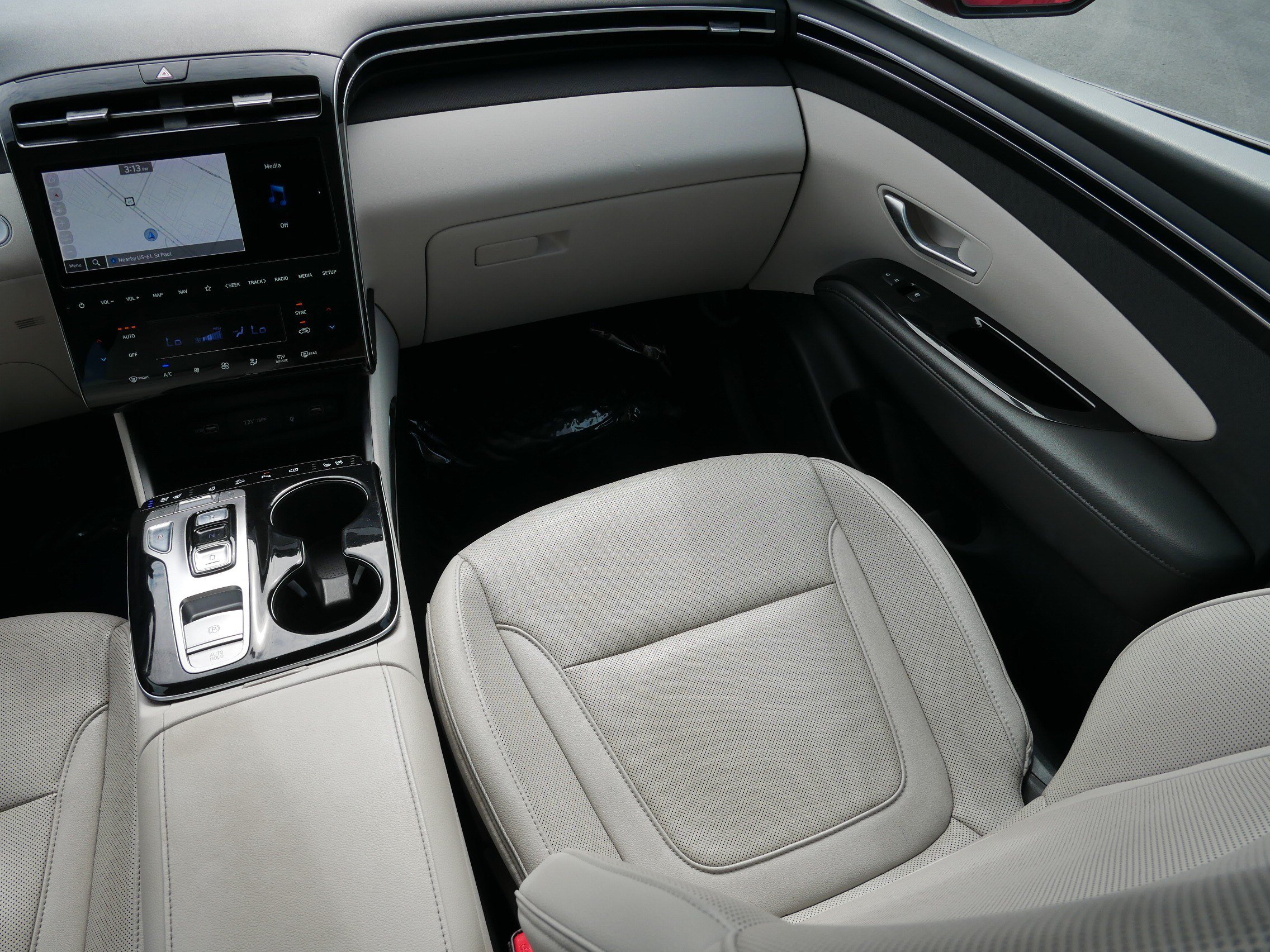 Used 2022 Hyundai Tucson Limited AWD/4WD image 11