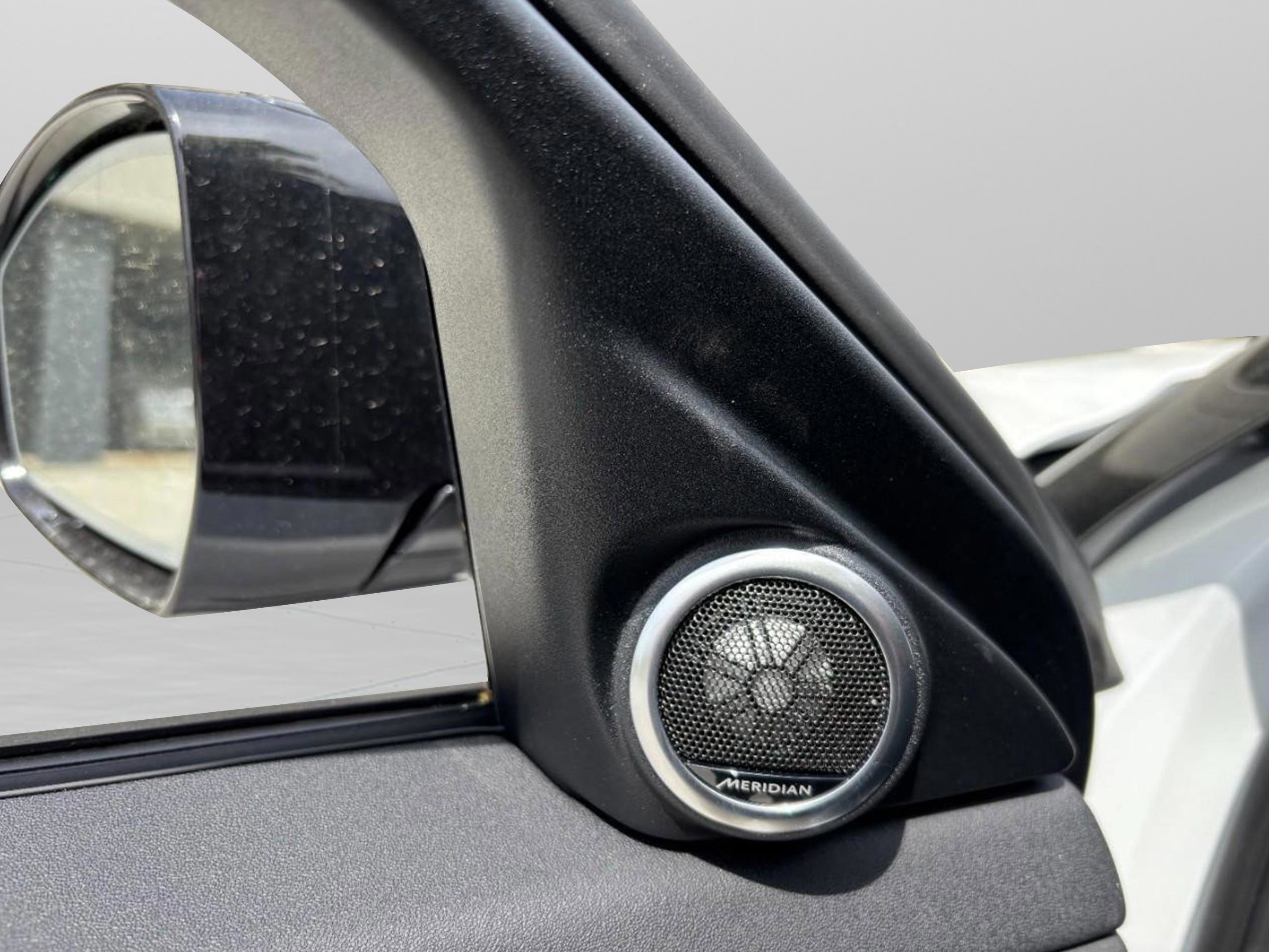 Used 2026 Land Rover Range Rover Evoque S image 32