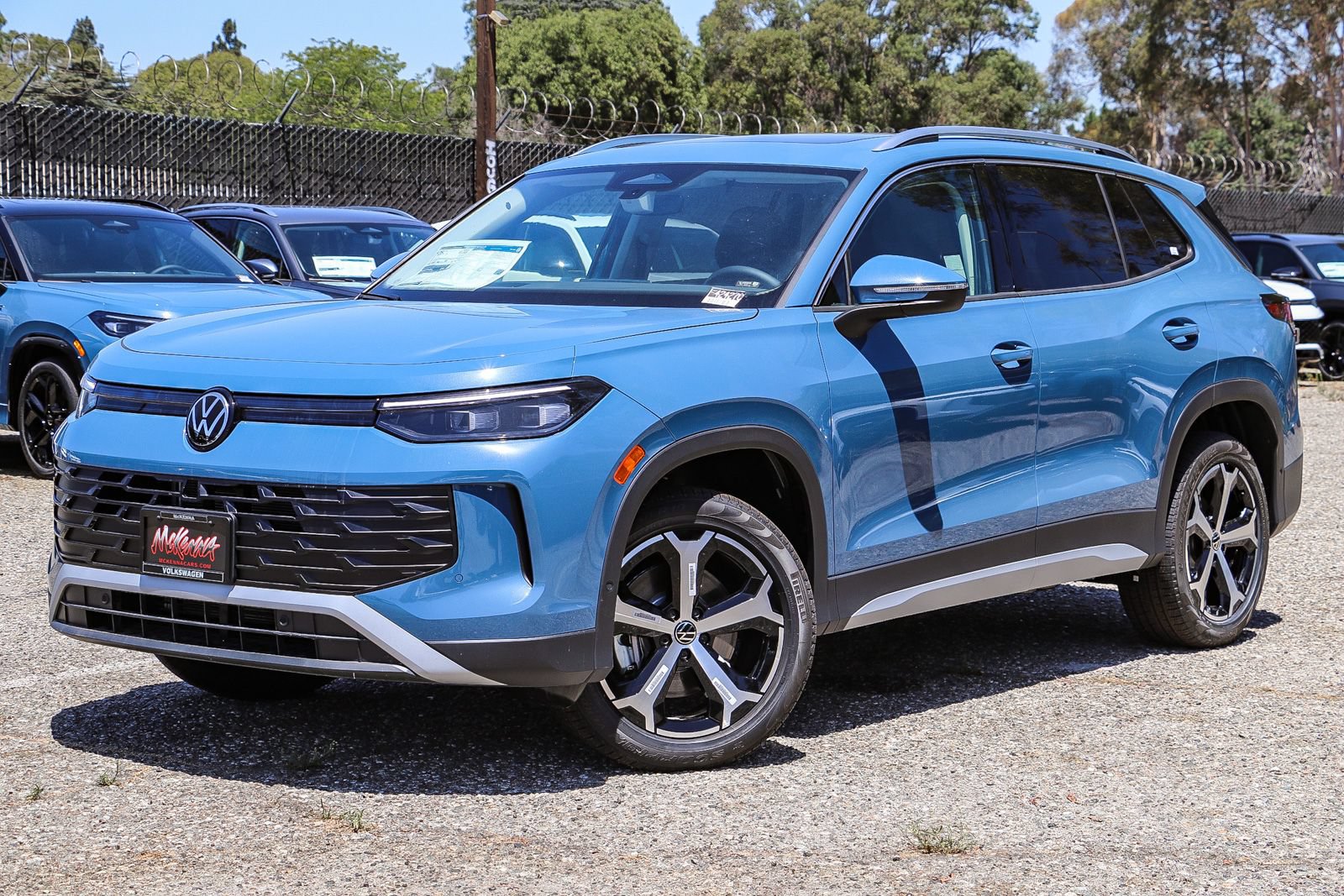 New 2026 Volkswagen Tiguan SE