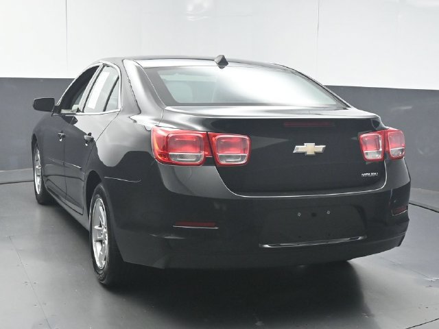 Used 2013 Chevrolet Malibu LS w/ Protection Package FWD image 6