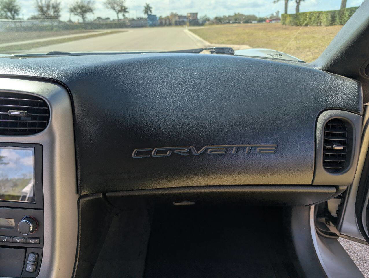 Used 2006 Chevrolet Corvette Convertible w/ Preferred Equipment Group image 20